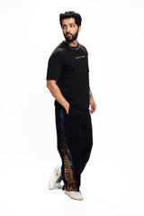 High Street Classic – Black Hand-Thread Collar Tee