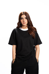 Monochrome Flow – Black Oversized Tee Women